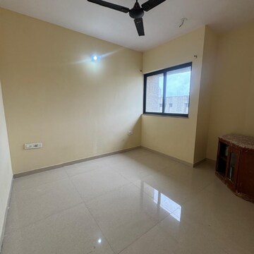 Room in 2 BHK Apartment at Lodha Palava Downtown Dombivli East, Taloja Bypass Road – for Rent