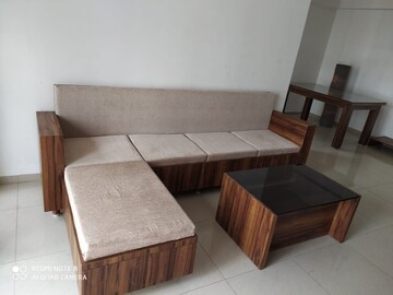 Bedroom in 3 BHK Apartment at Poddar Vihar, Vip Road – for Rent