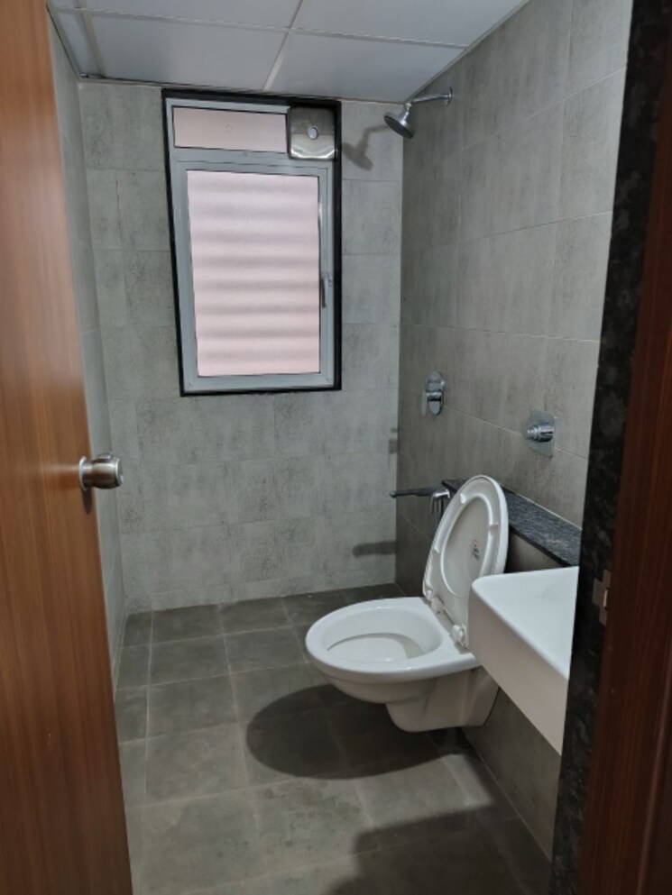 Bathroom, pride-purple-park-astra 3 Bedroom 875 Sq.Ft. Apartment In Hinjewadi Pune 8927777
