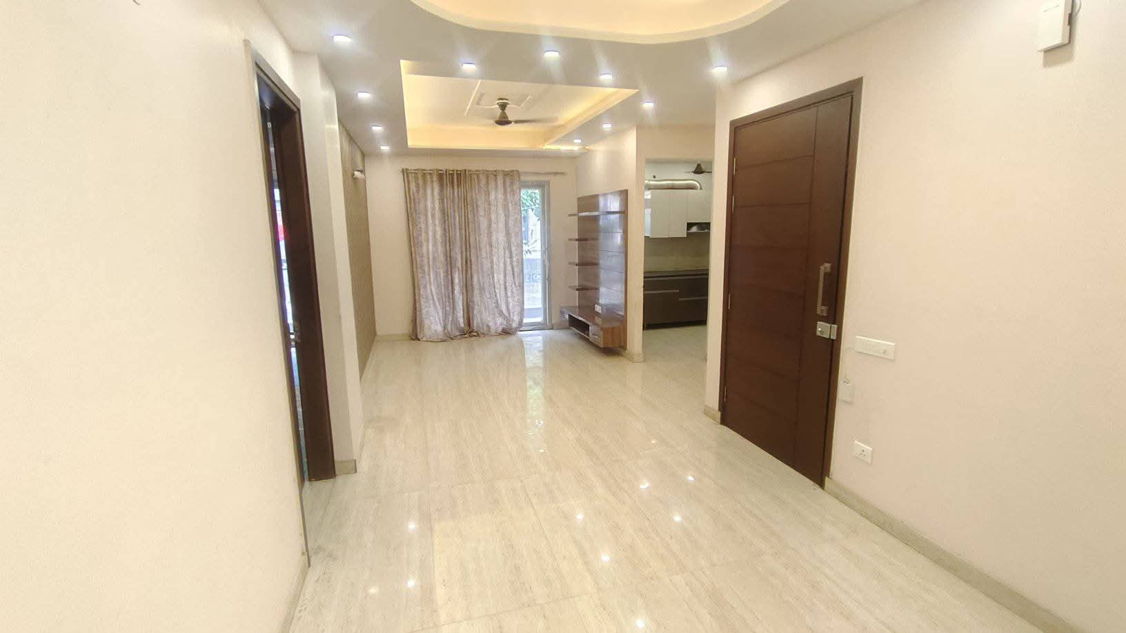 4 BHK + Servant Room Apartment For Sale in Aradhya Homes