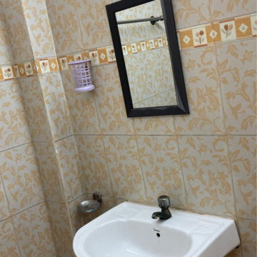 Bathroom in 1 RK Independent House at RWA Apartments Sector 50, Sector 50 – for Rent