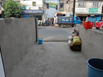 Parking in  Shop at Jadavpur – for Rent