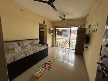 Bedroom in 1 BHK Apartment at Horizon Height, Kasarvadavali – for Sale
