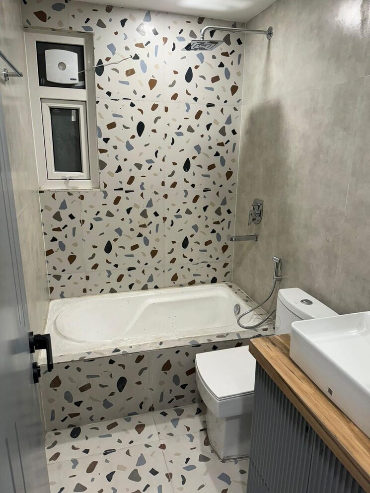 Bathroom, central-park-flower-valley-aqua-front-towers 4 Bedroom 2600 Sq.Ft. Apartment In Sohna Sector 33 Gurgaon 8927778