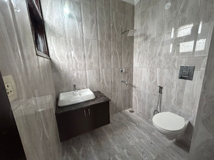 Master Bedroom, sushant-lok-2 3 Bedroom 1800 Sq.Ft. Independent House In Sector 57 Gurgaon 8927871