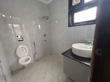 Bathroom in 3 BHK Independent House at Sushant Lok 2, Sector 57 – for Rent