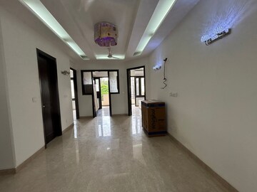 Building Lobby in 3 BHK Independent House at Sushant Lok 2, Sector 57 – for Rent