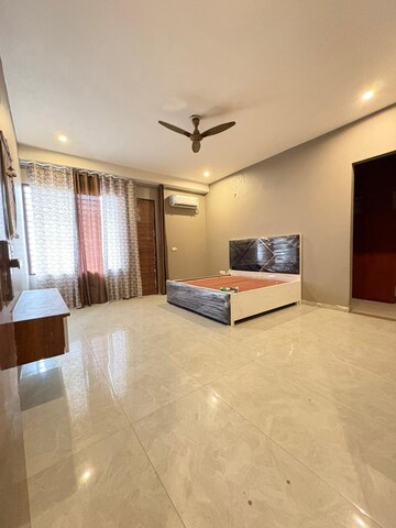 Living Room in 4 BHK Builder Floor at Housing Board Colony Sector 51, Sector 51 – for Rent