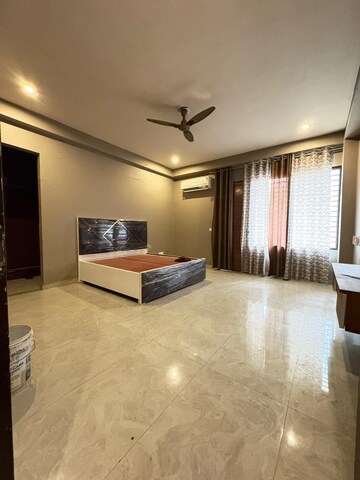 Living Room in 4 BHK Builder Floor at Housing Board Colony Sector 51, Sector 51 – for Rent