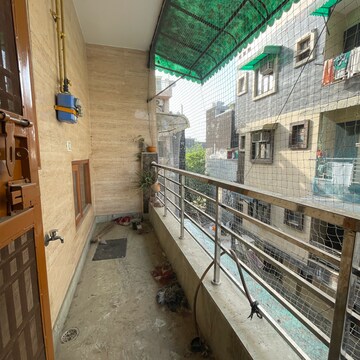 Balcony in 3 BHK Builder Floor at Rohini Sector 25 – for Sale