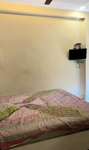 Bedroom in 2 BHK Apartment at Kalinga Apartment, Mulund West – for Rent