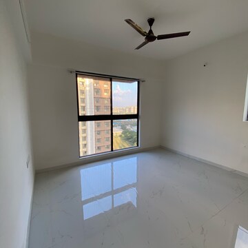Room in 3 BHK Apartment at Runwal Gardens Phase 2, Kalyan Shilphata Road – for Rent