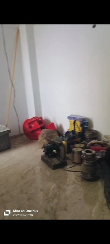 Parking in 2.5 BHK Apartment at SLF Anushree, Sector 75 – for Sale