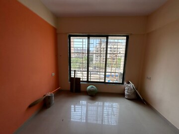 Room in 1 BHK Apartment at Squarefeet Grand Square, Anand Nagar – for Sale