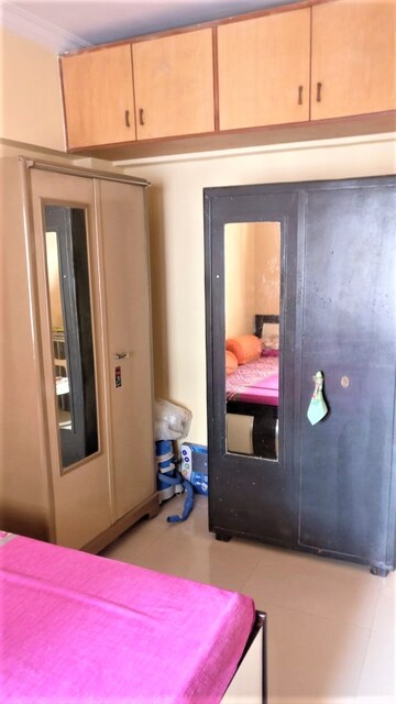 Bedroom in 2 BHK Apartment at HDIL Dheeraj Diamond, Malad West – for Rent