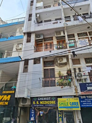 2 BHK Builder Floor For Sale in Satya Niketan