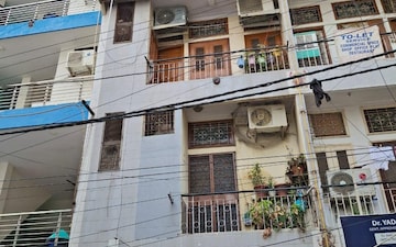 2 BHK Builder Floor For Sale in Satya Niketan