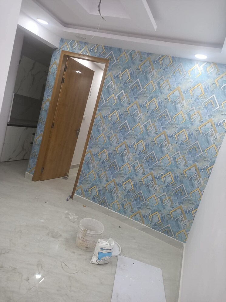 Room, tughlakabad extension 2 Bedroom 450 Sq.Ft. Builder Floor In Tughlakabad Extension Delhi 8927931