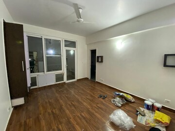 Room in 4 BHK Apartment at Eldeco Ananda, Sector 48 – for Rent