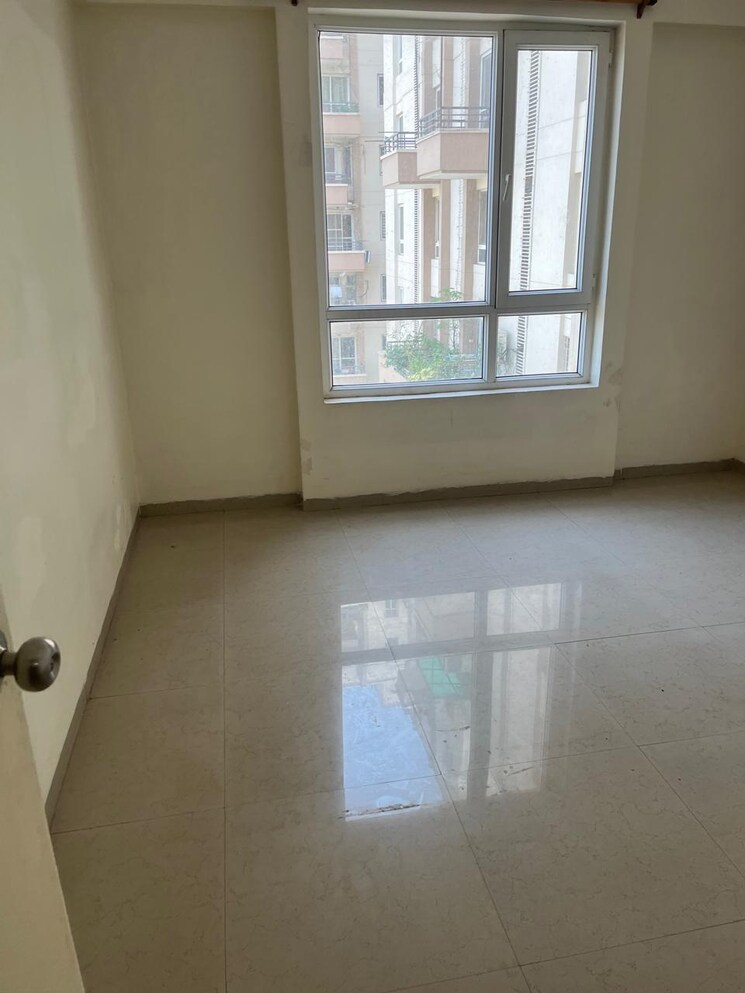 Room, umang-monsoon-breeze-phase-i 2 Bedroom 1235 Sq.Ft. Apartment In Sector 78 Gurgaon 8927971