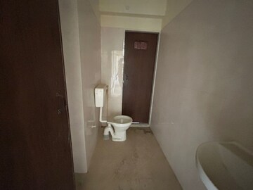 Room in 2 BHK Apartment at Horizon Height, Kasarvadavali – for Sale