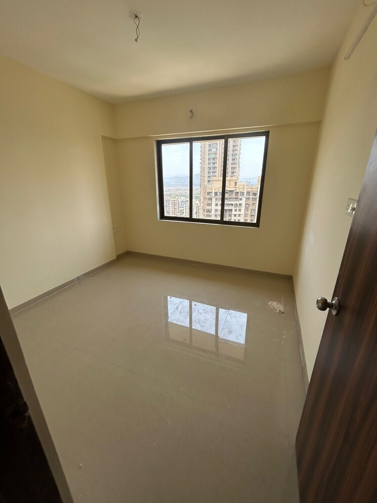 Room, horizon-height 2 Bedroom 850 Sq.Ft. Apartment In Kasarvadavali Thane 8927948