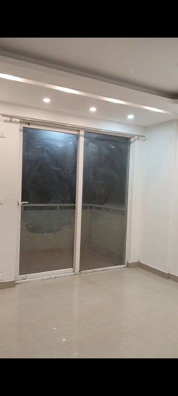 Building Lobby in 3 BHK Apartment at Ansal Estella, Sector 103 – for Rent