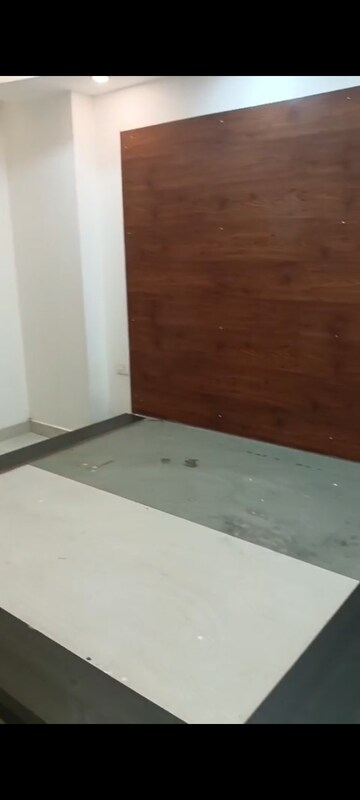 Furnished Amenities in 3 BHK Apartment at Ansal Estella, Sector 103 – for Rent