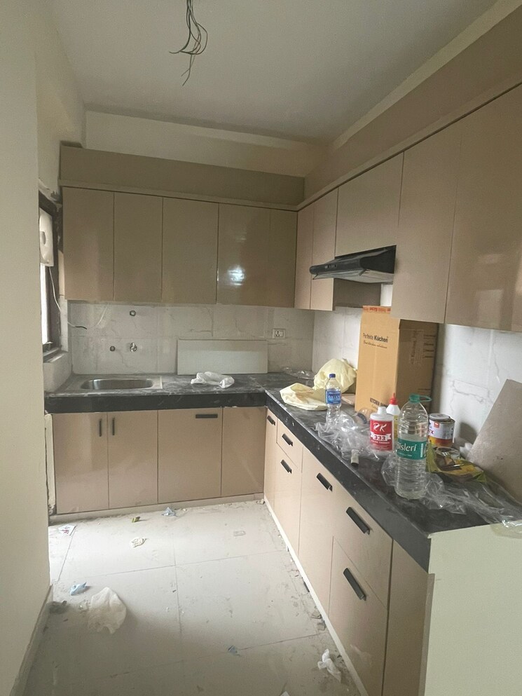 Kitchen, amolik-sankalp 1 Bedroom 333 Sq.Ft. Apartment In Sector 85 Faridabad 8927967