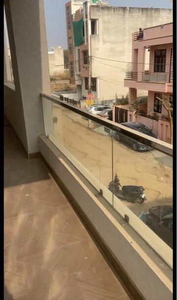 Balcony in 6 BHK Independent House at Narayan Vihar – for Rent