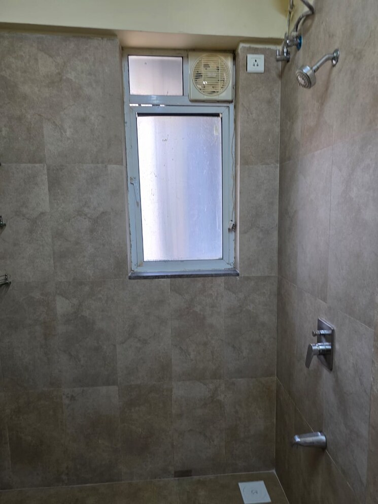 Bathroom, runwal-greens 3.5 Bedroom 1381 Sq.Ft. Apartment In Mulund West Mumbai 8926446