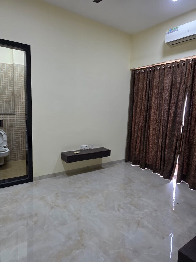 Room, runwal-greens 3.5 Bedroom 1381 Sq.Ft. Apartment In Mulund West Mumbai 8926446