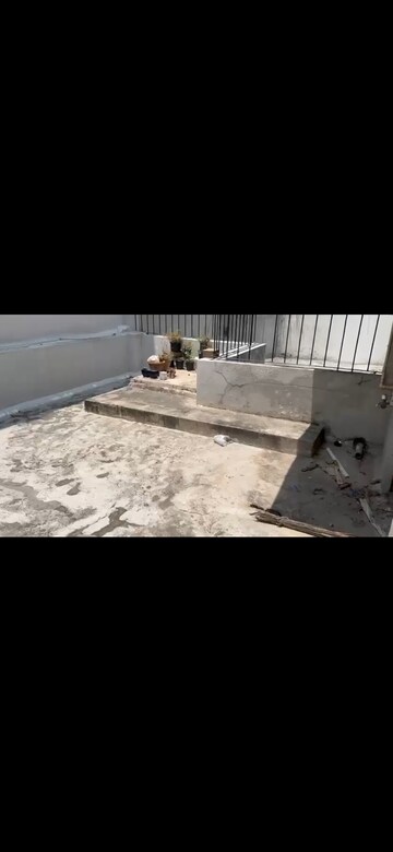 Bedroom in 2 BHK Builder Floor at Hauz Khas Market – for Rent