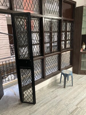 Room in 3 BHK Builder Floor at Jawahar Park – for Sale
