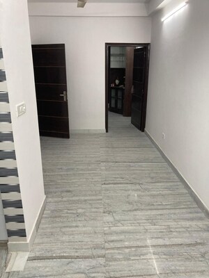 Room in 3 BHK Builder Floor at Jawahar Park – for Sale