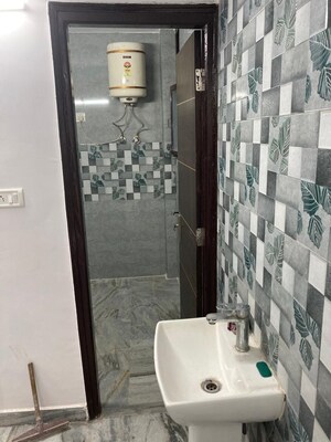 Bathroom in 3 BHK Builder Floor at Jawahar Park – for Sale