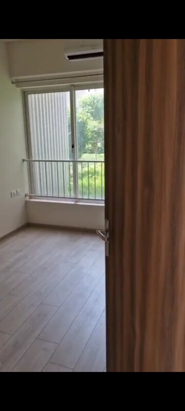 2 BHK Apartment For Rent in Shapoorji Pallonji Joyville Phase 2, Sector 102