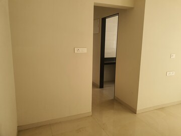 Room in 2 BHK Apartment at Sugee Atharva, Prabhadevi – for Rent
