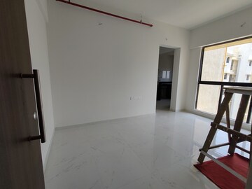 Room in 1 BHK Apartment at Runwal Gardens Phase 2, Dombivli East – for Rent