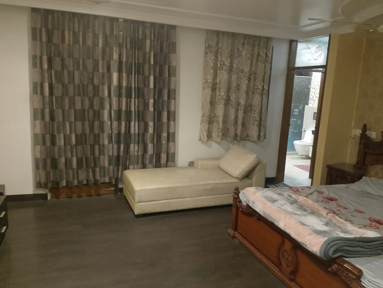 Bedroom, saket 3 Bedroom 1800 Sq.Ft. Builder Floor In Saket Delhi 8928084