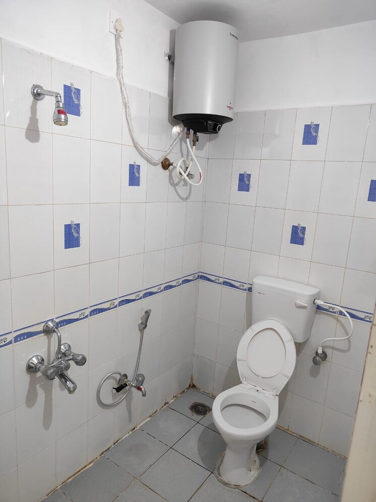 Bathroom, alpine-tulip 2 Bedroom 1150 Sq.Ft. Apartment In Nagavarapalya Bangalore 8928075