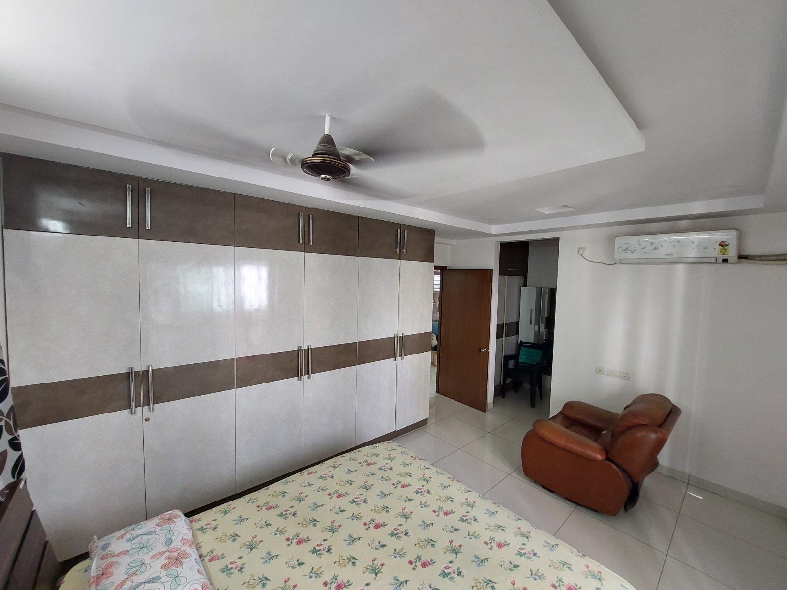 3 BHK + Pooja Room Apartment For Rent in Aparna Cyber Life