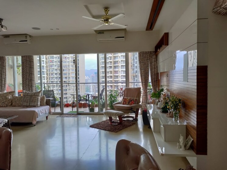 Team Area, runwal-greens 4 Bedroom 2195 Sq.Ft. Apartment In Mulund West Mumbai 8928095