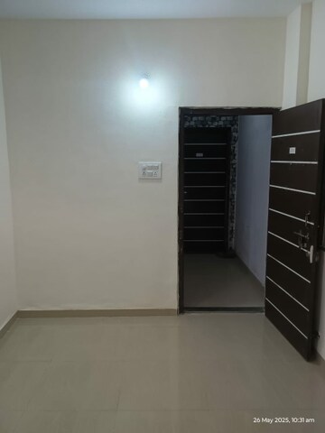 Room in 1 BHK Apartment at Sant Nagar – for Rent