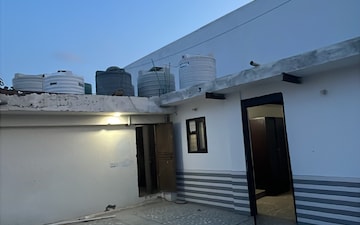 1 BHK Builder Floor For Rent in OM Builder Floors, Sector 43