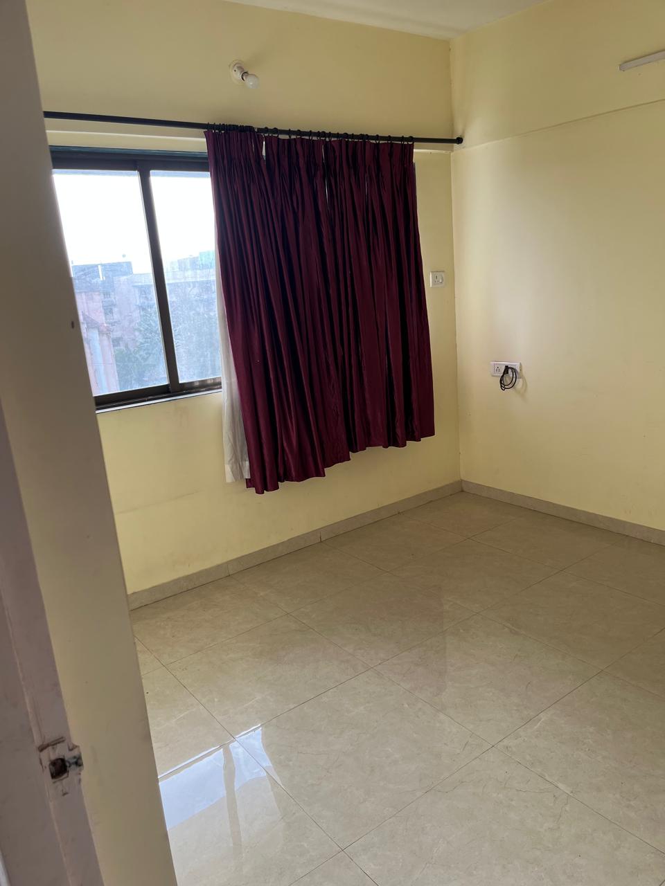 2 BHK + Extra Room Apartment For Rent in Siddharth Palace