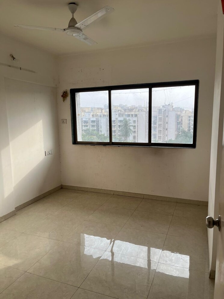 Room, siddharth-palace 2 Bedroom 535 Sq.Ft. Apartment In Malad West Mumbai 8928138