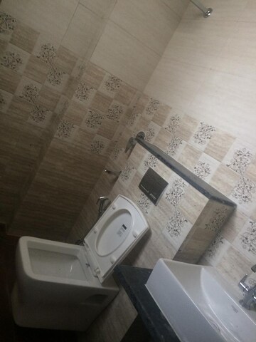 Bathroom in 2 BHK Builder Floor at Sector 51 – for Rent