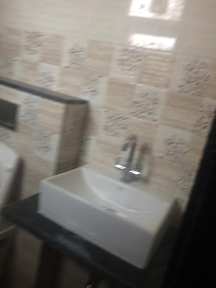 Bathroom, sector 51 2 Bedroom 1200 Sq.Ft. Builder Floor In Sector 51 Gurgaon 8928167