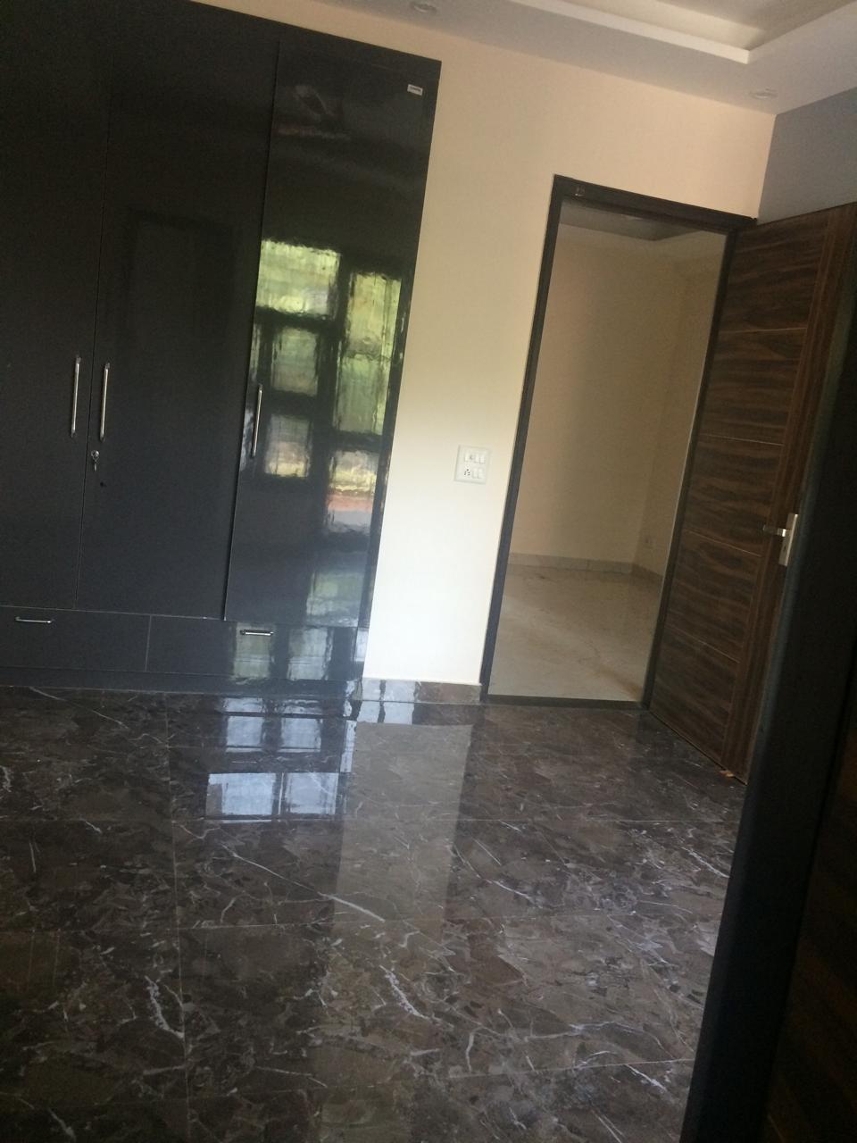 2 BHK Builder Floor For Rent in Sector 51